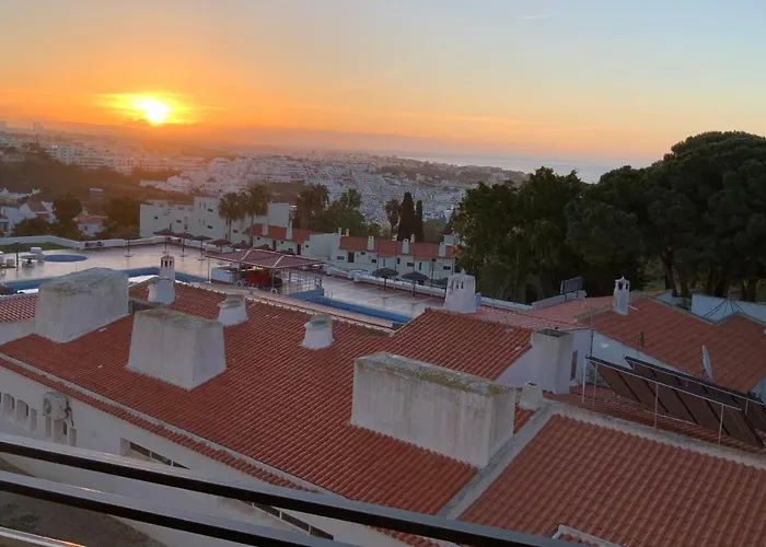 Ocean View Apt , Old Town, Walk To Beach & Restaurants