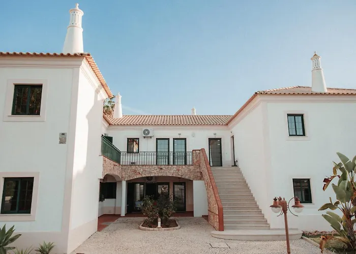 Casa Velha Apartments - Adults Friendly