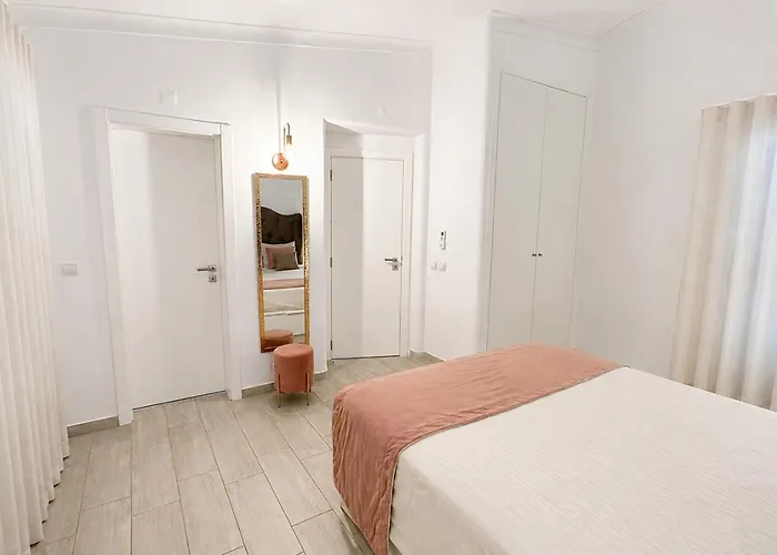 Villa Cristina 17 - Pool & 10 Min Walk From Beach