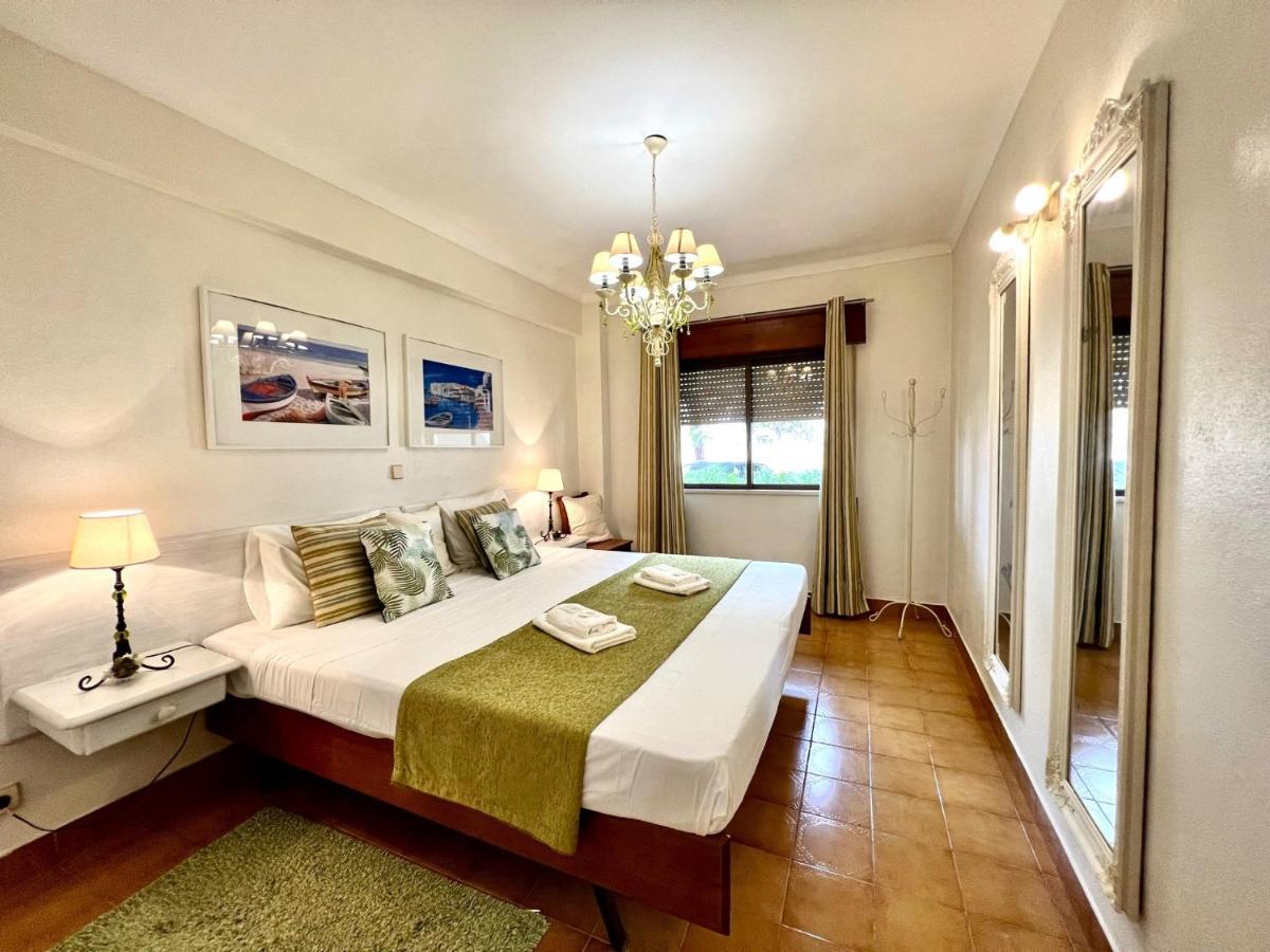 Apartamento con balcón