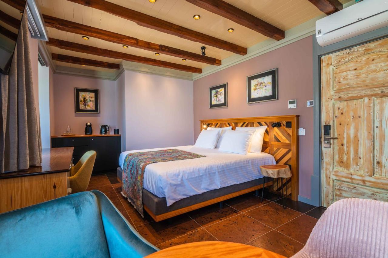 Double or Twin Room with City View