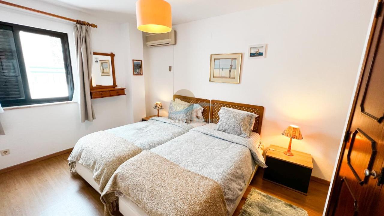 Apartamento con balcón