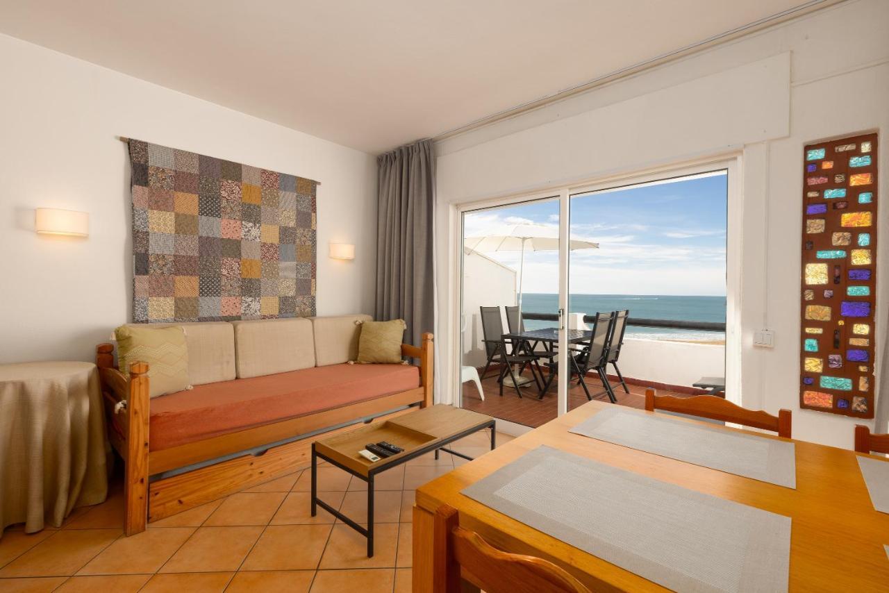 One-Bedroom Apartment Terrace