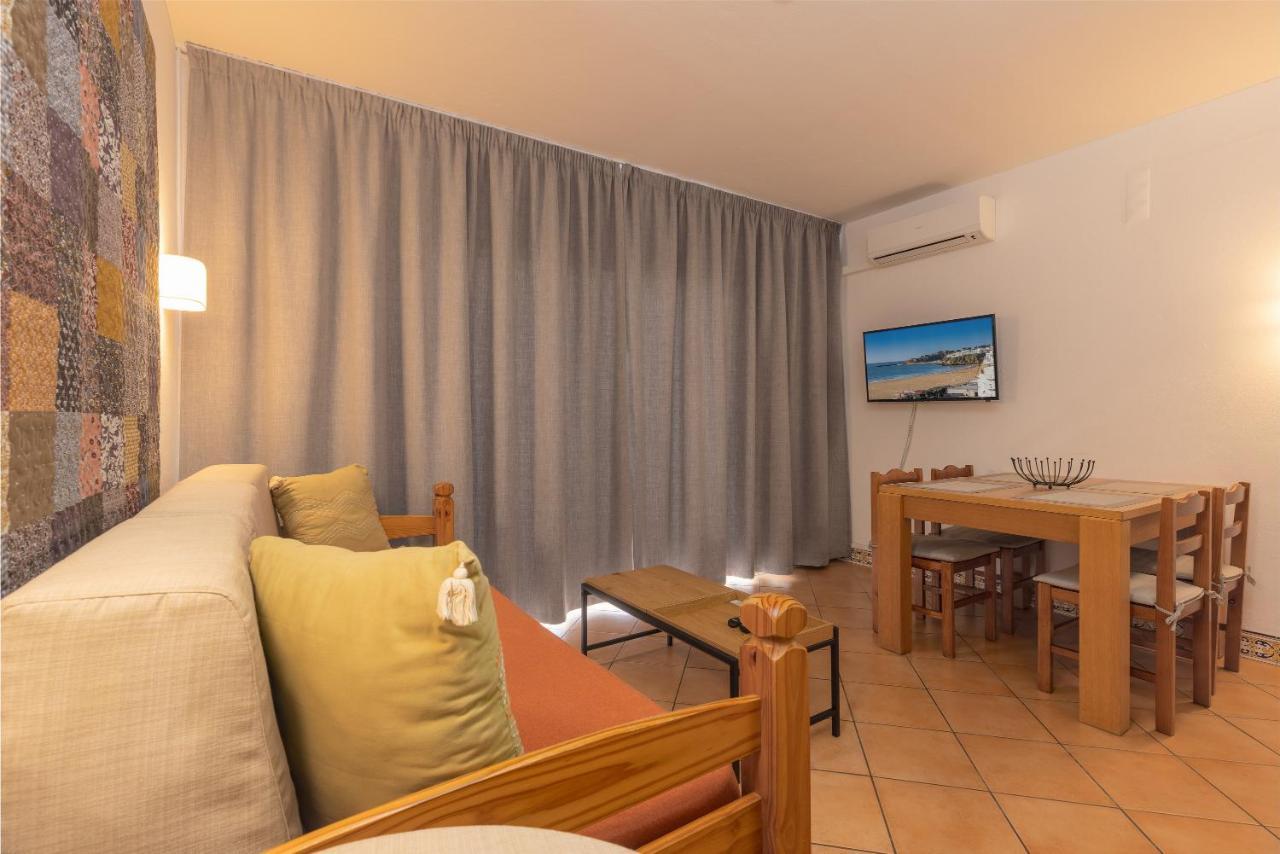One-Bedroom Apartment Terrace