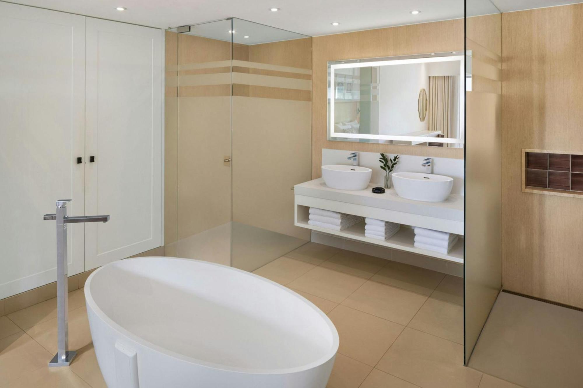 Suite Ocean de 1 dormitorio con vistas a la piscina