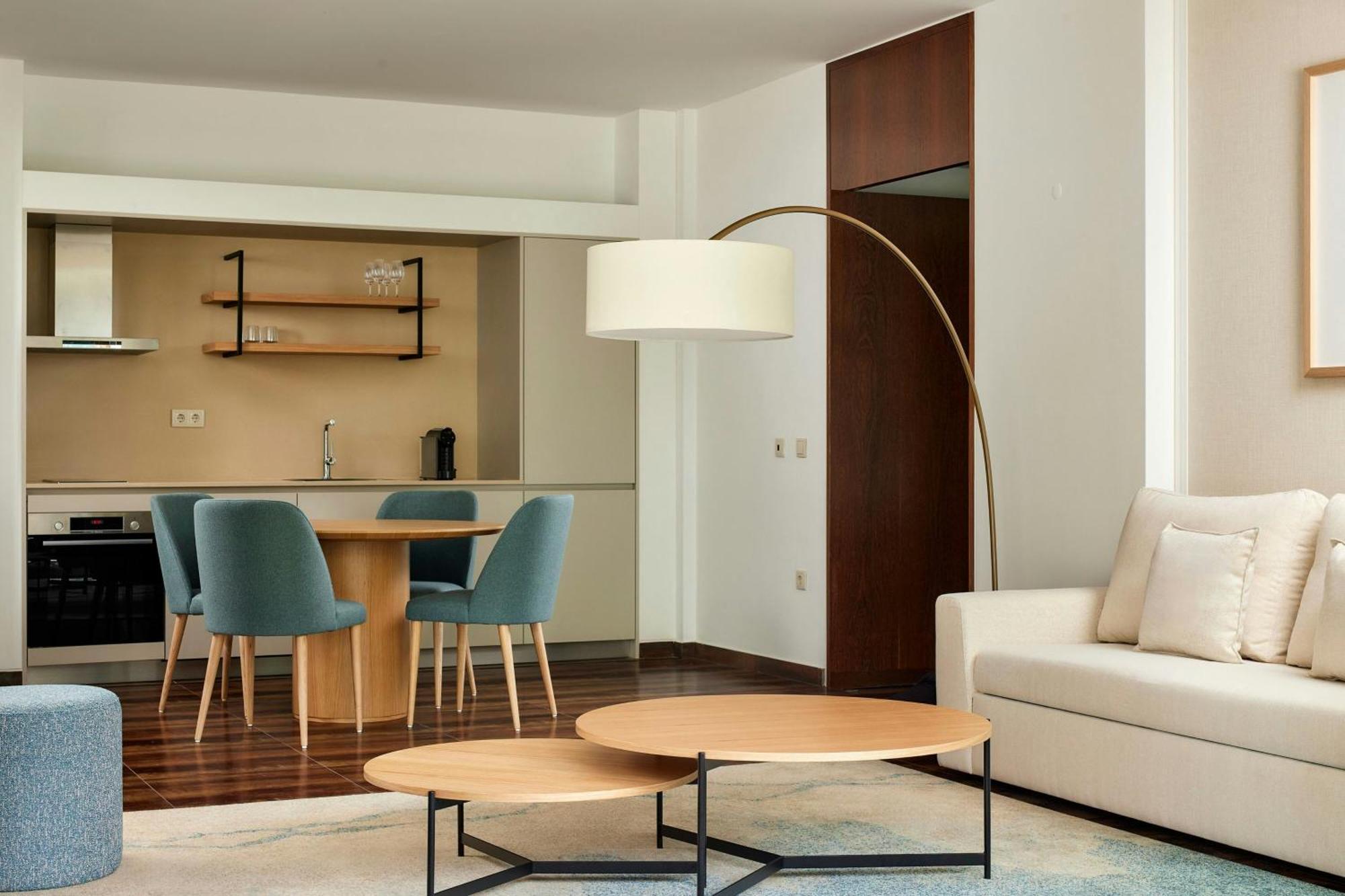 One-Bedroom Suite