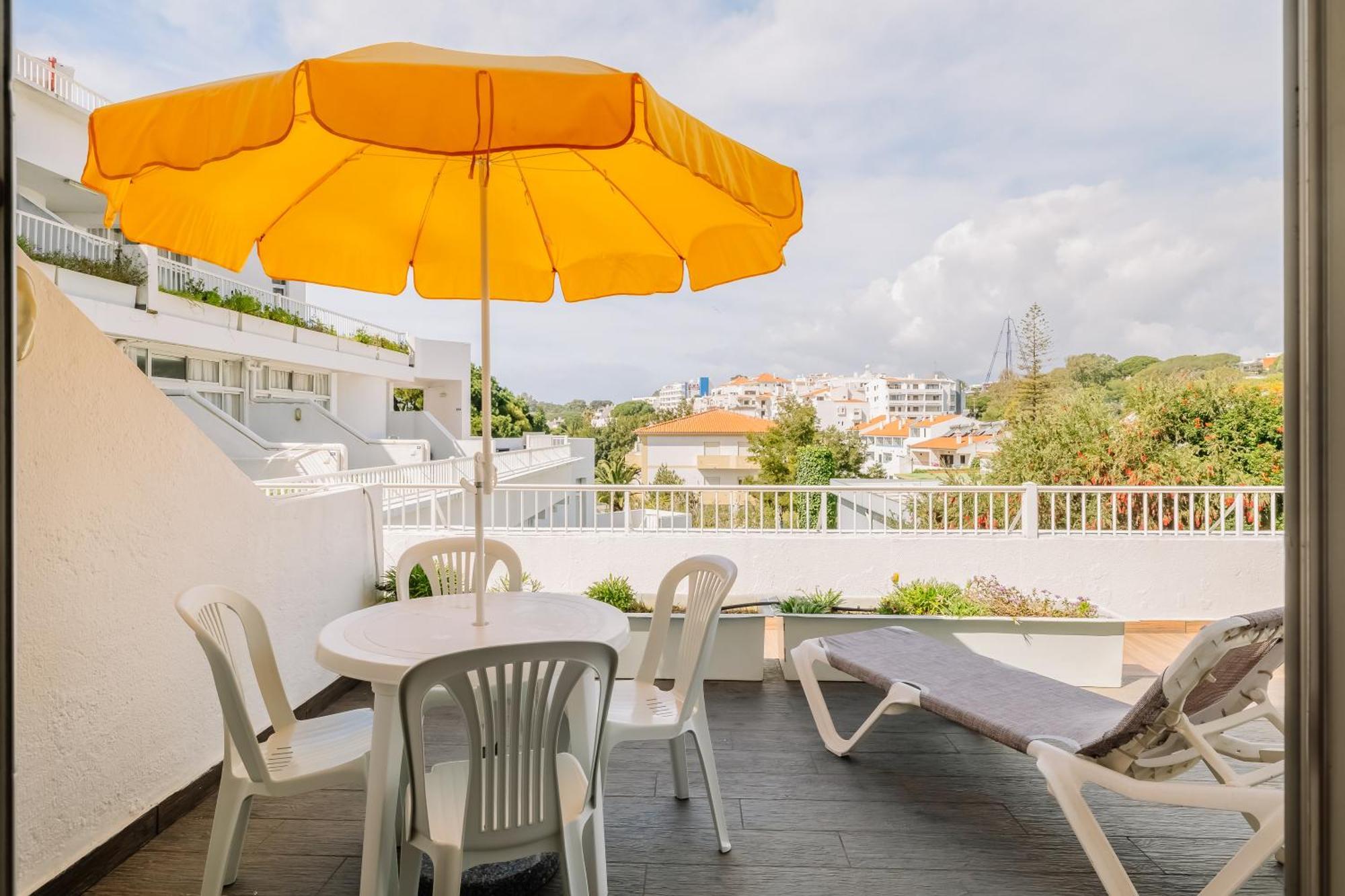 One Bedroom Apartment (2 Adults)