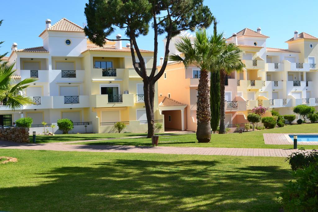 Apartamento com 1 Quarto