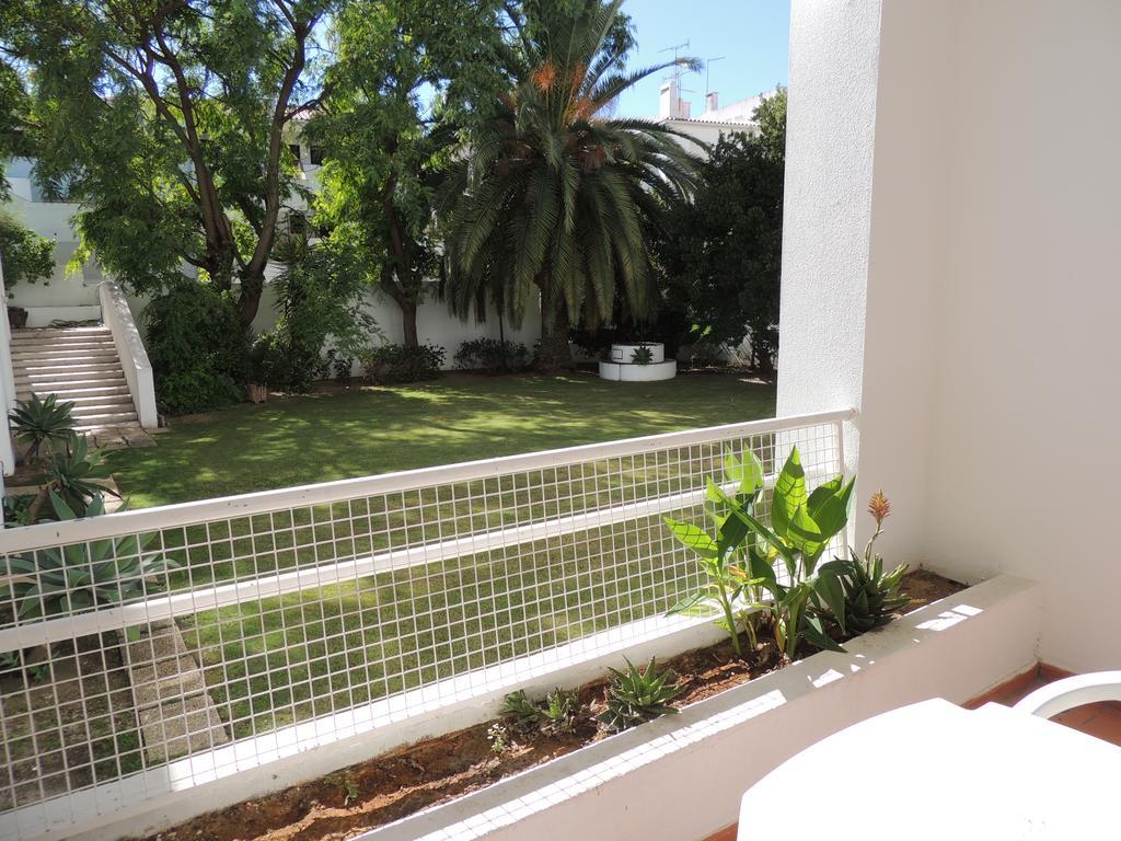 Suite Junior con vistas al jardín