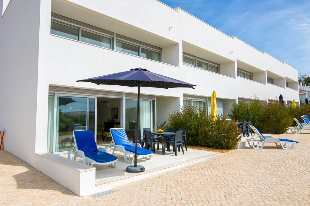 Casa 1 com 3 Quartos