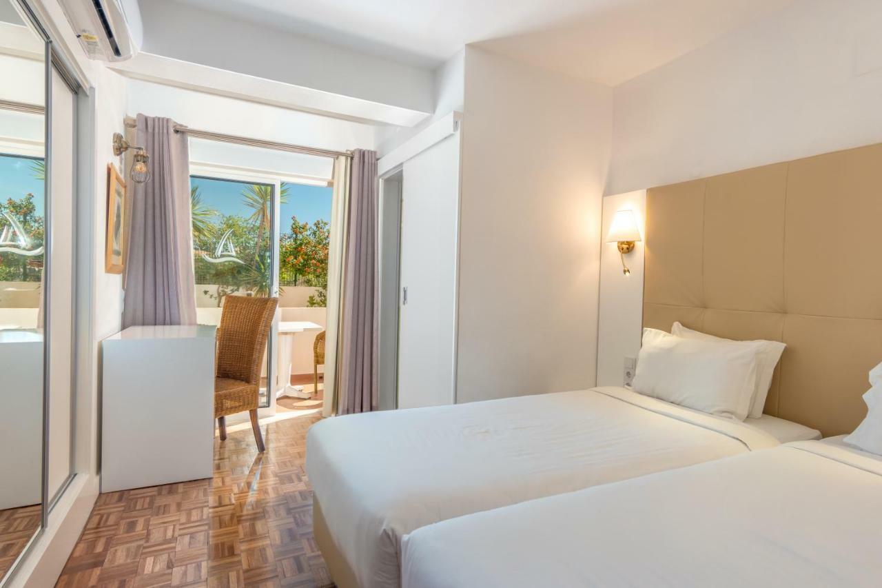Economy Twin Room