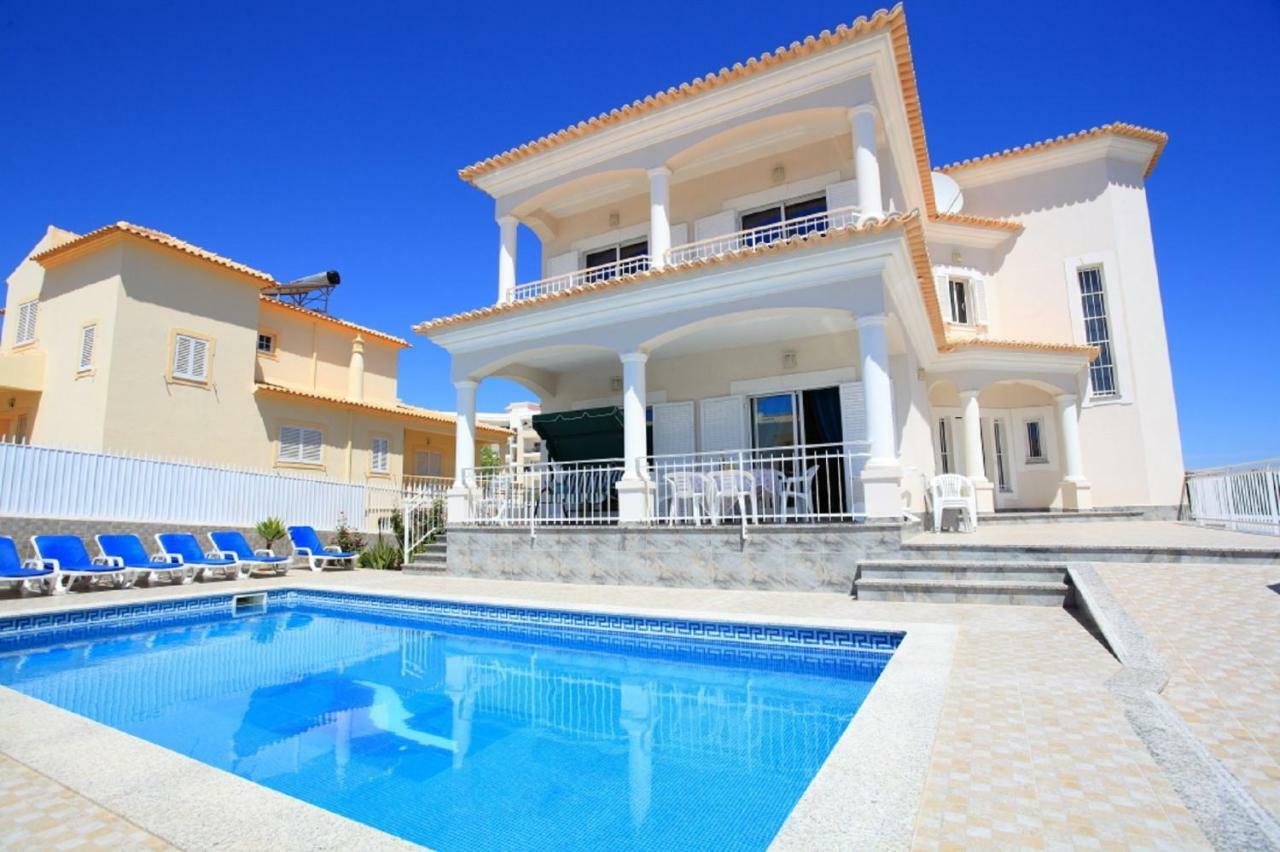 Villa 6 bedrooms