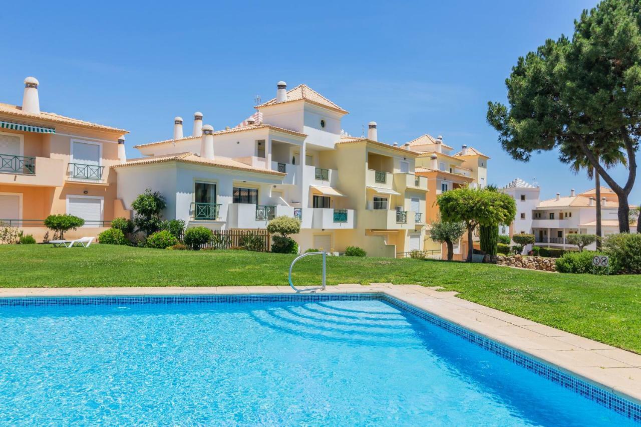 Apartamento com 2 Quartos