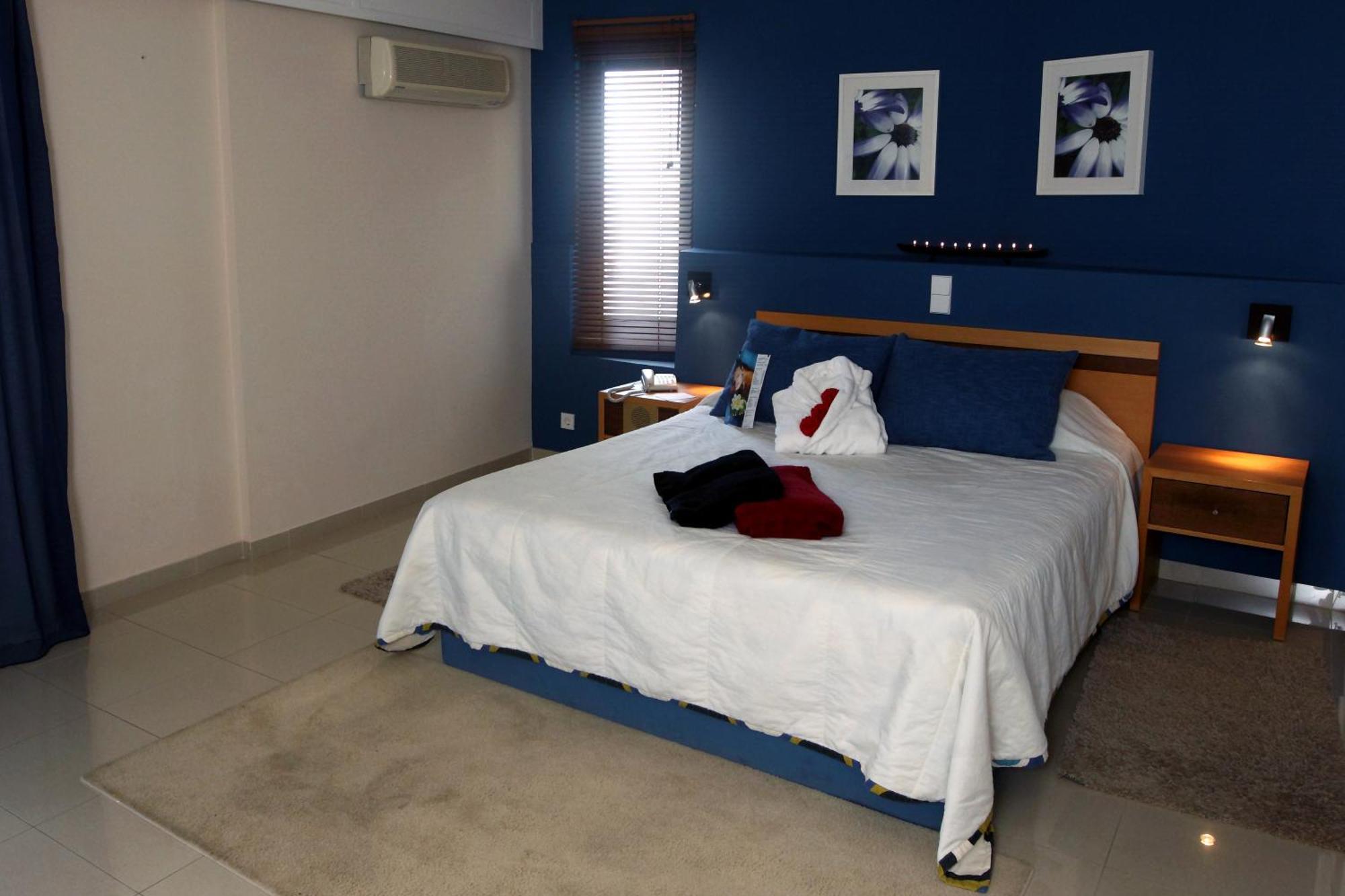 Superior Double or Twin Room Romance,1274549233:JPEG