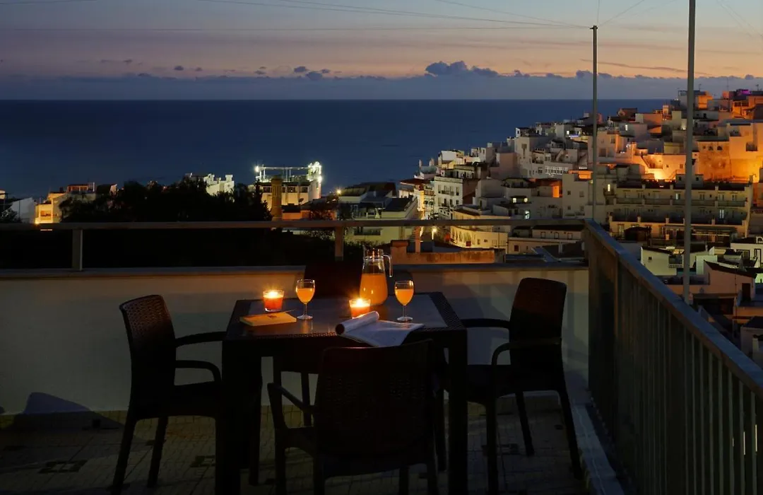 Rooftop Oldtown Residence-1