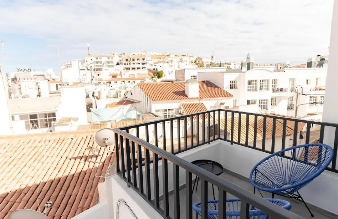 Mi Casa Es Su Casa-1