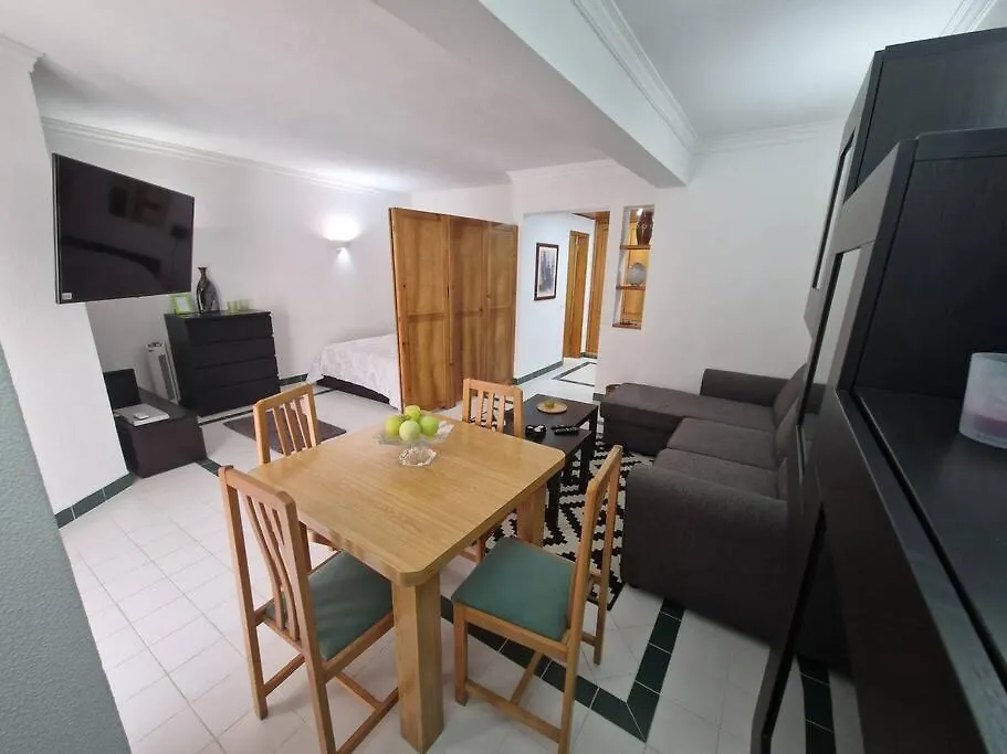 Charming Beachside Apartment- The Perfect Getaway!-1