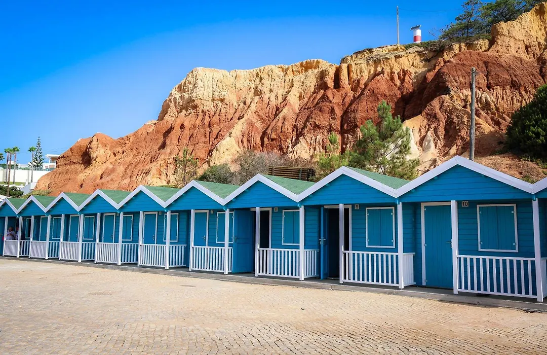 Apartamentos Atlântico by OA-1