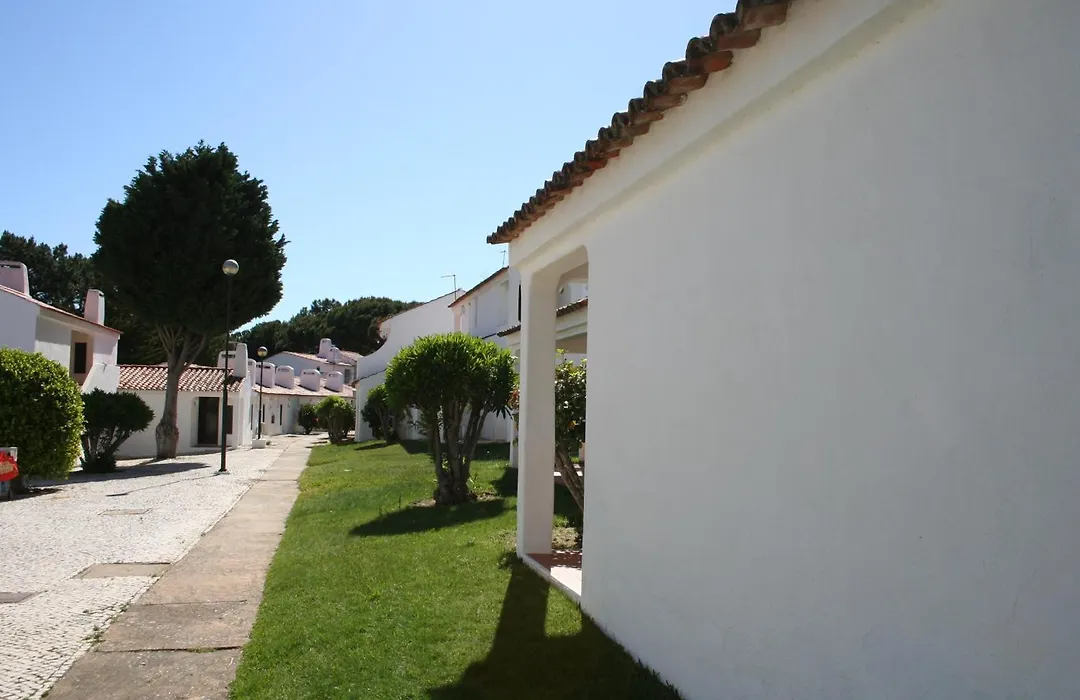 Aldeia Da Falesia-1