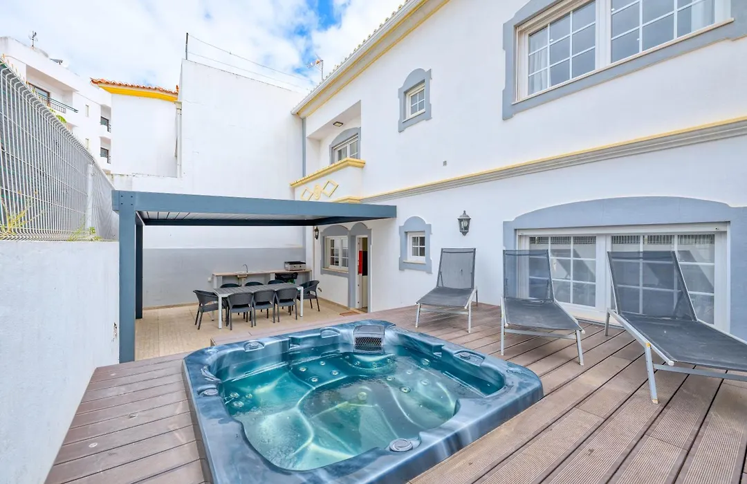 Full Private 180Sqm Villa - Terrace Jacuzzi - 200M Beach & Sea View-1