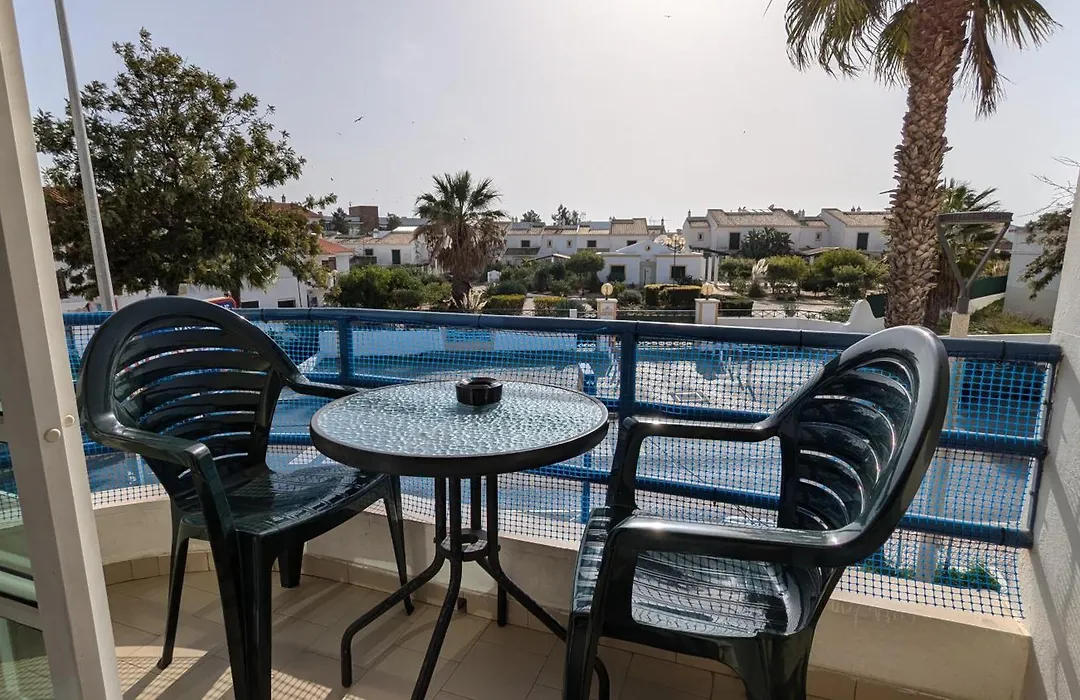 Apartamentos Sereia Da Oura-1
