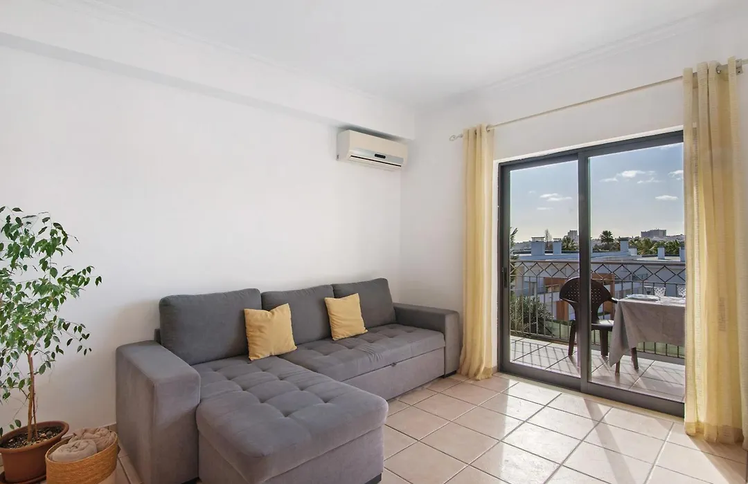 T1 Apartamentos Vista Alegre-1
