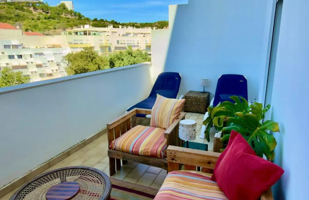 Ilumina Hostel Albufeira-1
