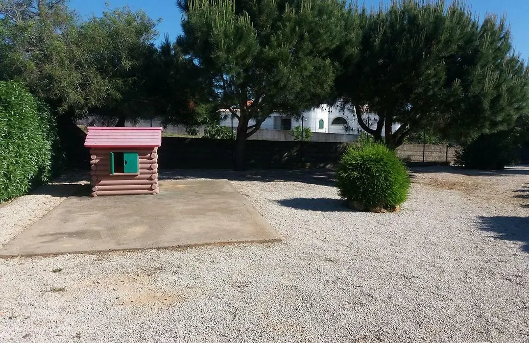 Apartment Coelha Beach - Pool - Free Wi-Fi - Air Con-1
