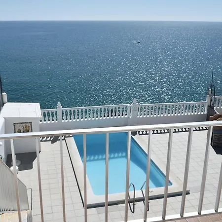Apartamentos Encosta Do Mar-3