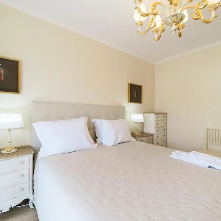 Historical City Center Penthouse Albufeira-3