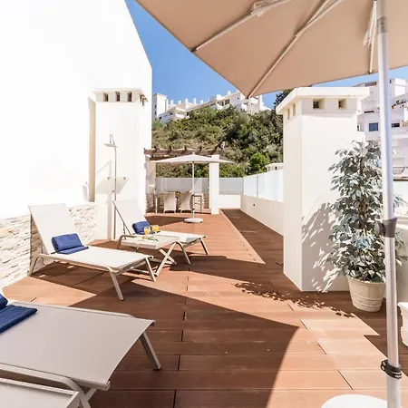 Historical City Center Penthouse Albufeira-2