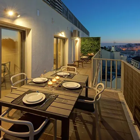 Rooftop Oldtown Residence-3