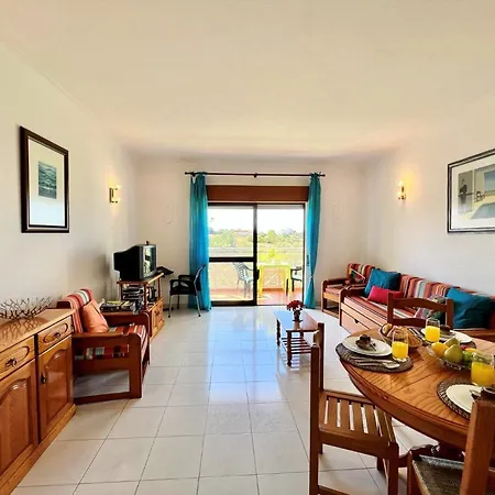 Albufeira Classic 1 With Pool By Homing-2