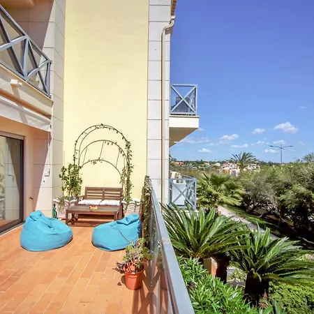 Luxury Apartment With Pool-2