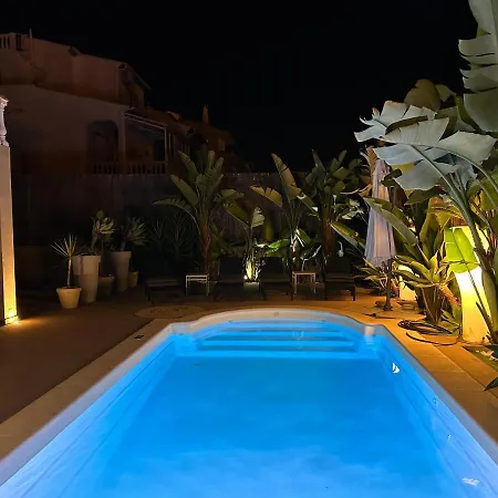 Private Deluxe 3Bd Villa Pool Wi-Fi Ac Bbq-2