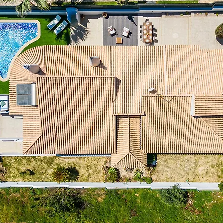 Vicente Mar By Signaturestays-3