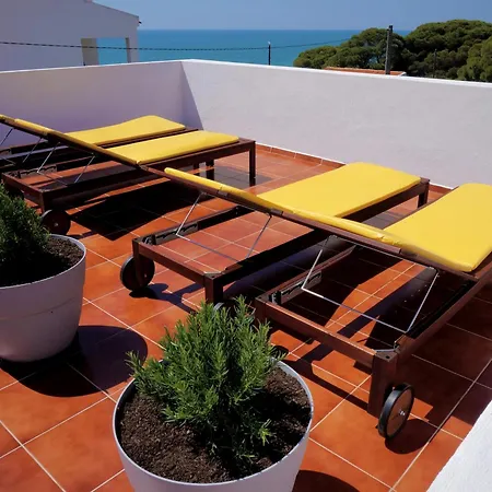Golden Cliff House-3