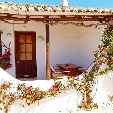Cozy & Traditional Country House In Albufeira-3