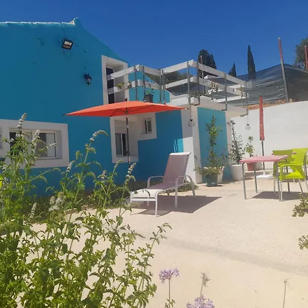 Estudio Dominicana In Albufeira Gale With Portable Ac,Wifi And Parking Place-3
