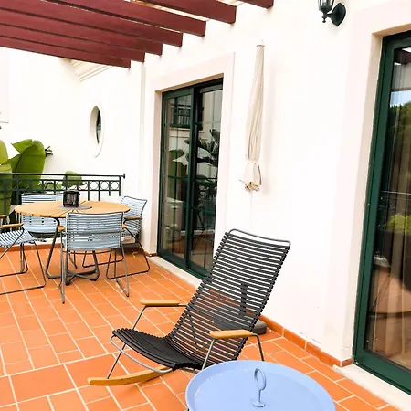 Casa Velha Apartments - Adults Friendly-3