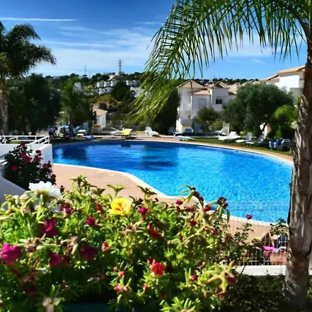 Farm Village- Townhouse 2 Mins From Old Town Albufeira-3