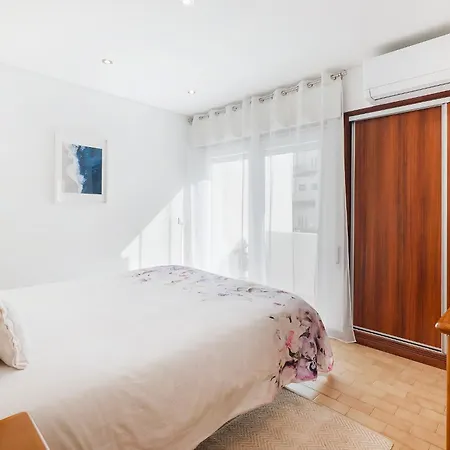 Villa With Sea View, Ac And Walking To The Beach By Algarve Dream Holidays-2