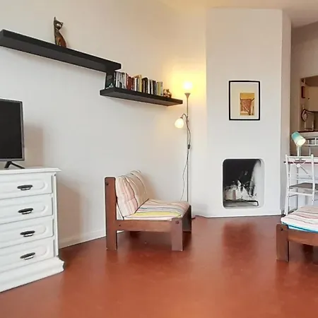 Sunny Apartment Close To The Beach-2