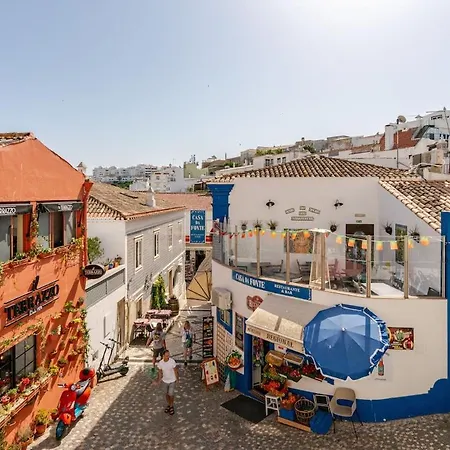 Rare 2 Suite Apt In The Historic Center - 110M To Beach-3