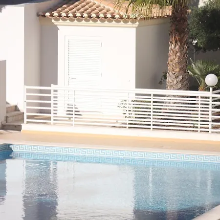Albufeira Lovely New Apartment W/ Pool-2