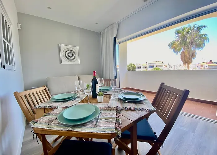 Fresh And Cosy Appt With Pool, Fiber, Largetv, Gaming Room