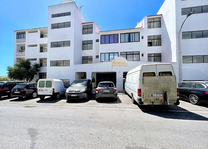 Albufeira Classic 1 With Pool By Homing, Portugal