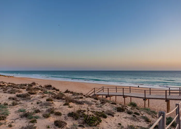 Wine & Books By The Sea, Algarve Resort Albufeira, Portugal