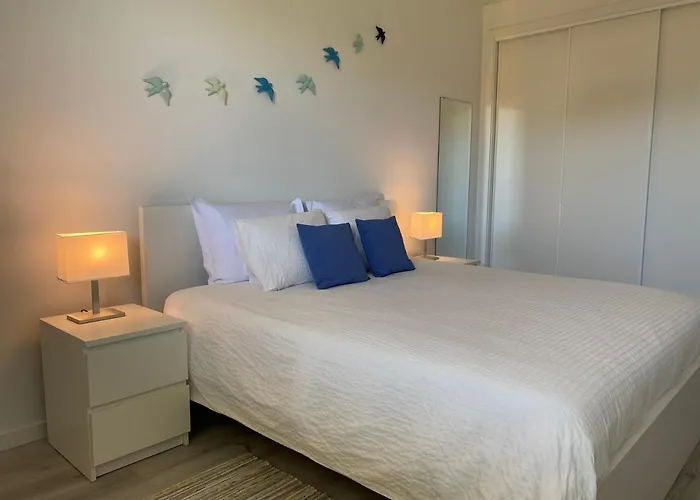 Albufeira Malpique Beach Apartment, Portugal