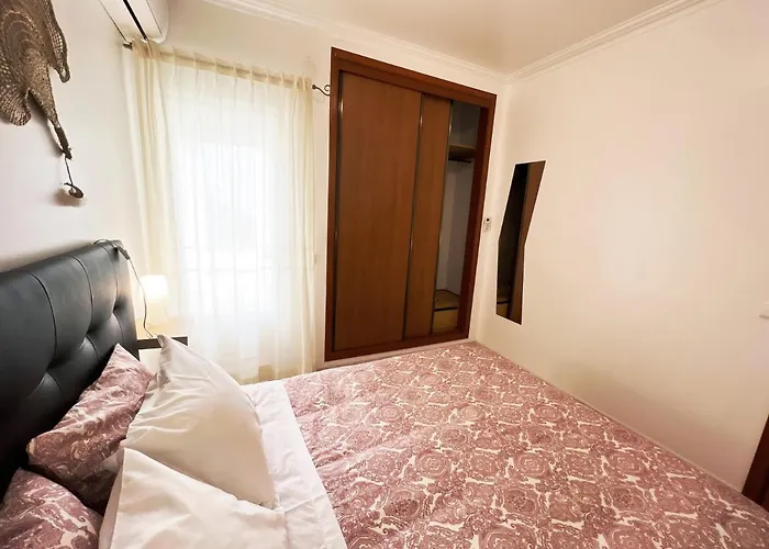 Apartamentos Roja Sol